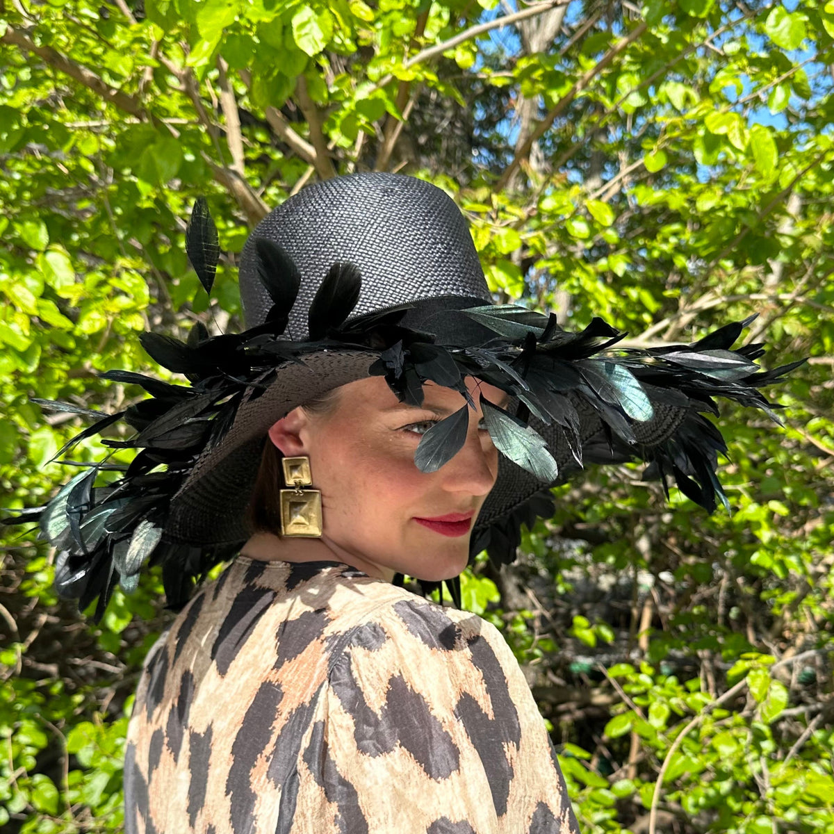 The Vanessa in black