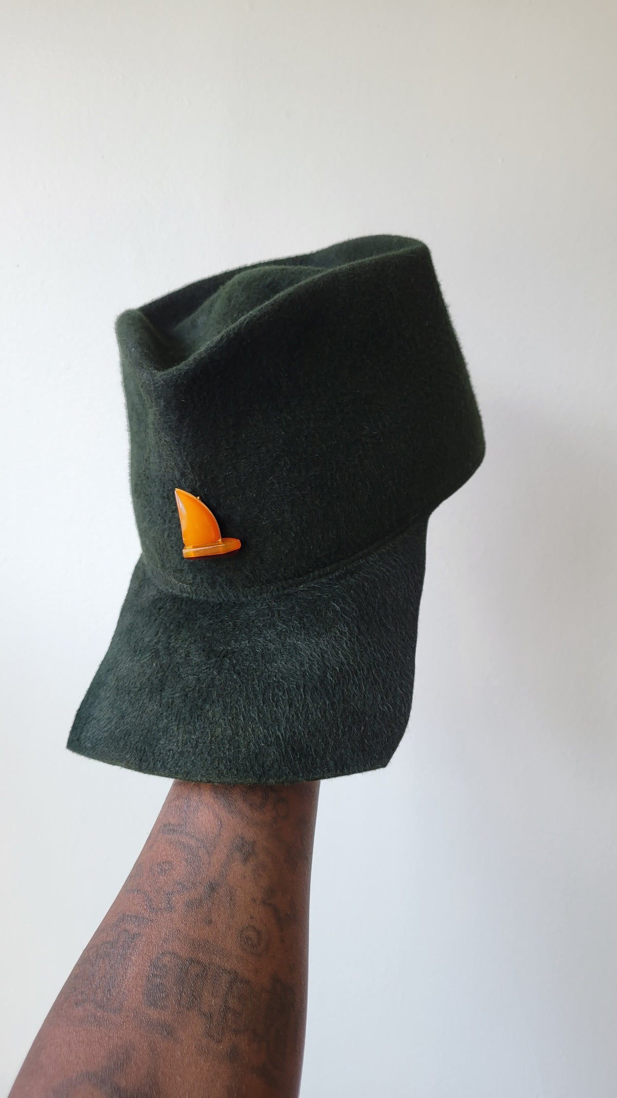 Forest green Tristan cap